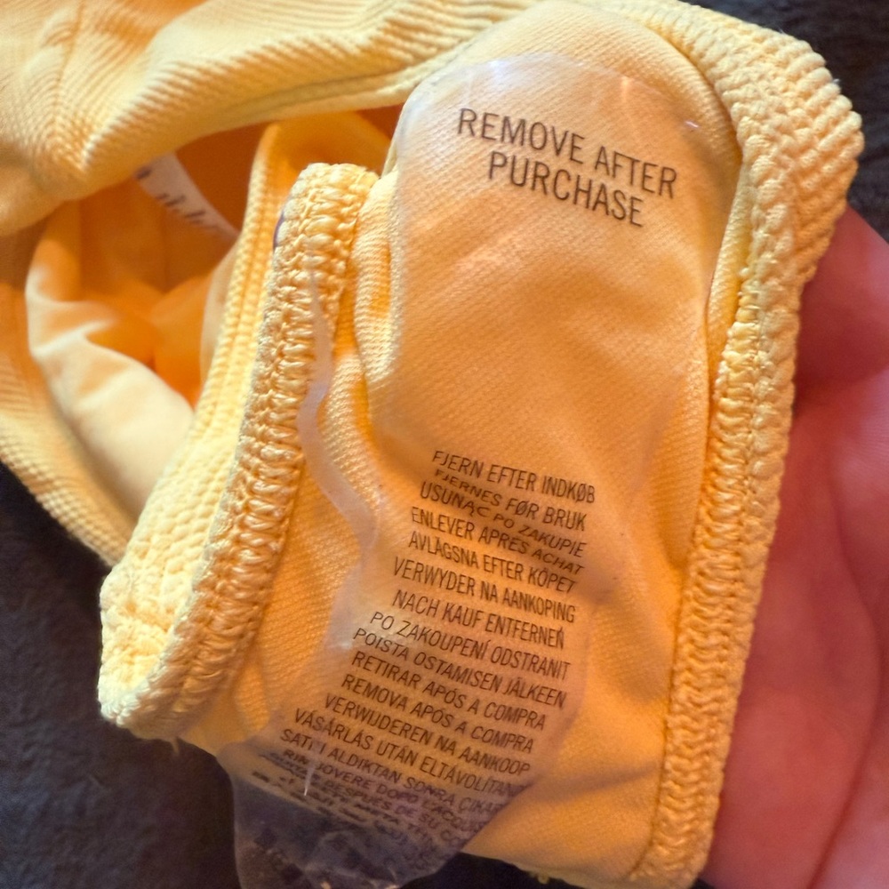 Yellow Ribbed One piece - Picture 4 of 4